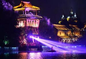 【重磅】今晚，國際光影藝術節點燈儀式在天鵝湖濕地公園舉行！